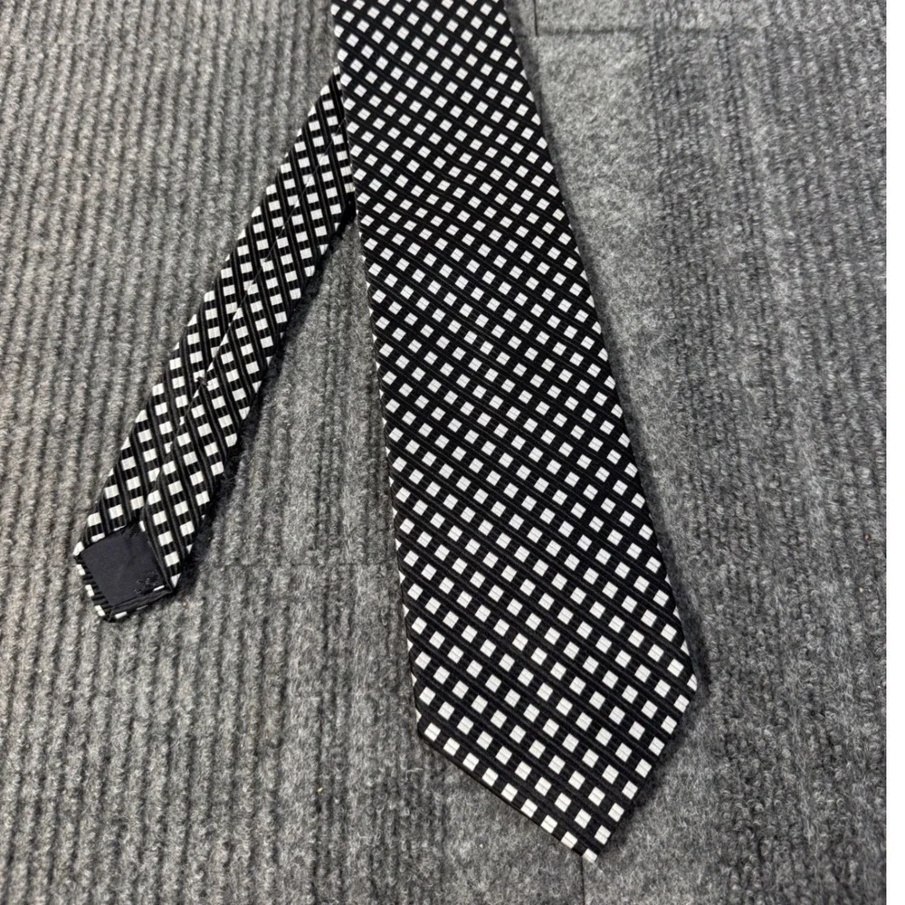 Brooks Brothers Basics Mens Silk Tie Black White Checkered Made in USA Classic